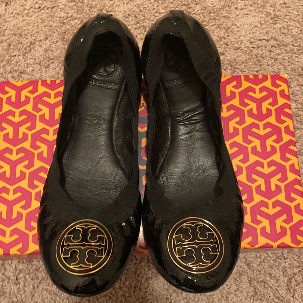 Caroline patent leather flats